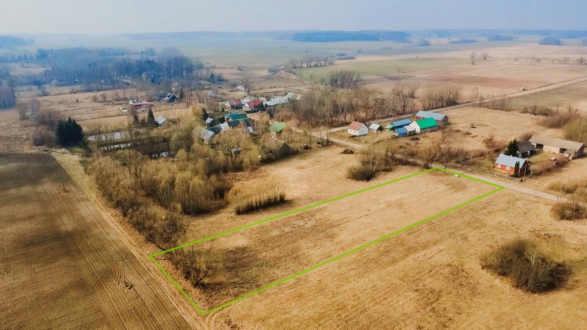 Działka na sprzedaż