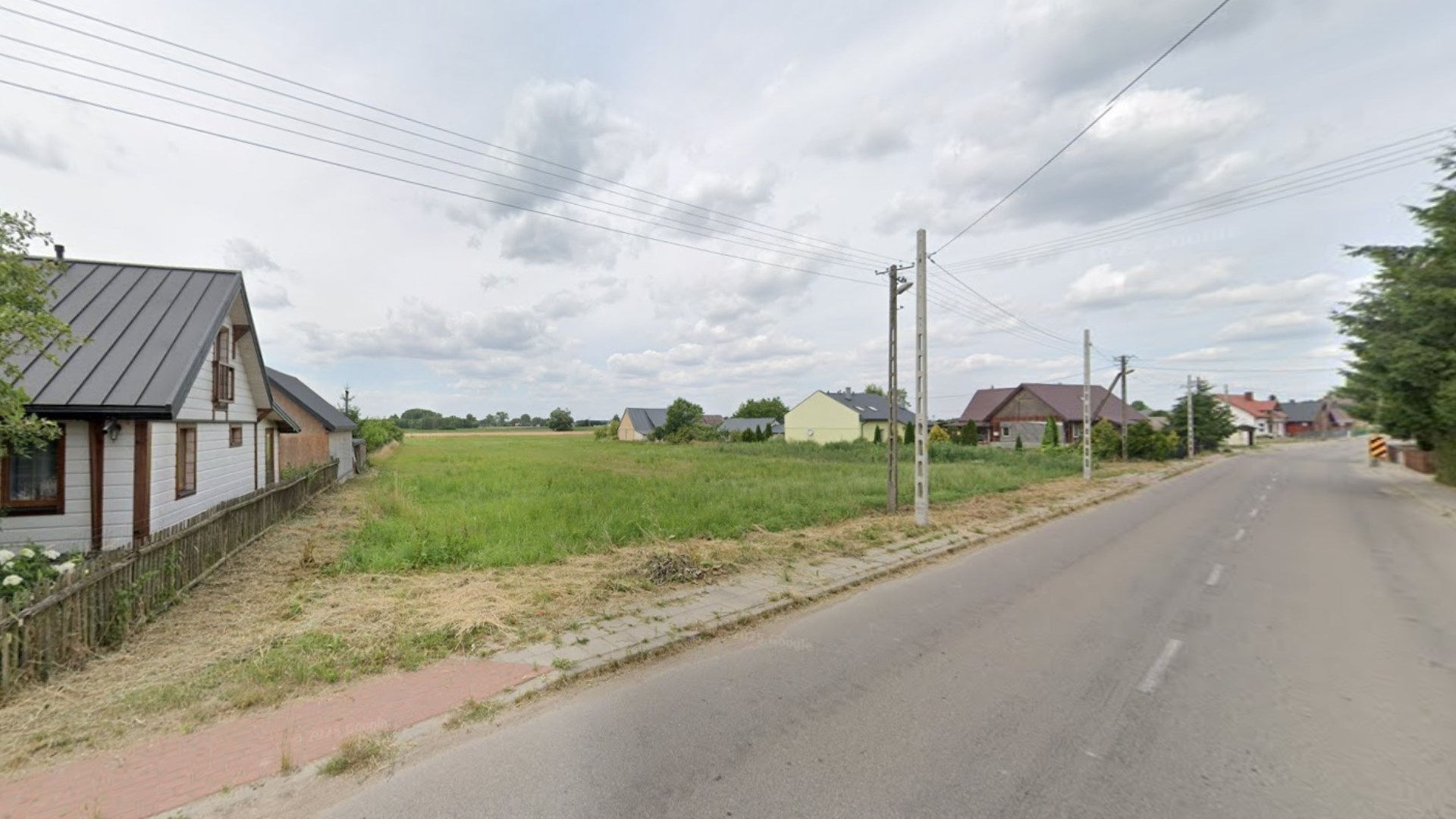 Działka na sprzedaż